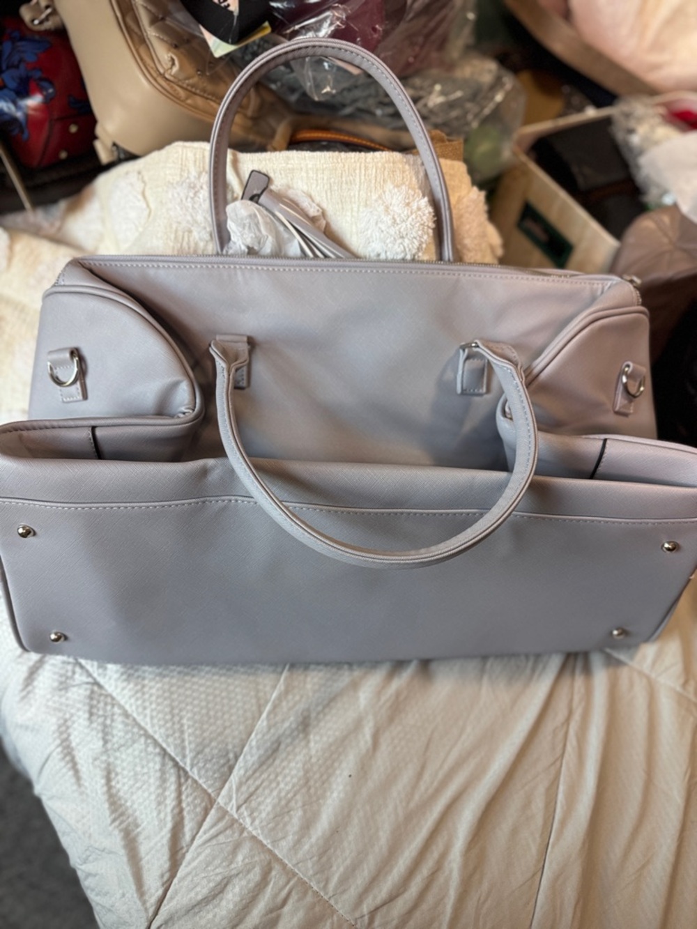 Elegant Gray Travel Tote Bag for Women - Picture 3 of 3